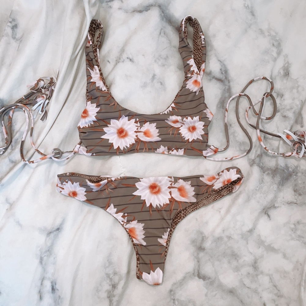 acacia dragon stripe 🦋$160